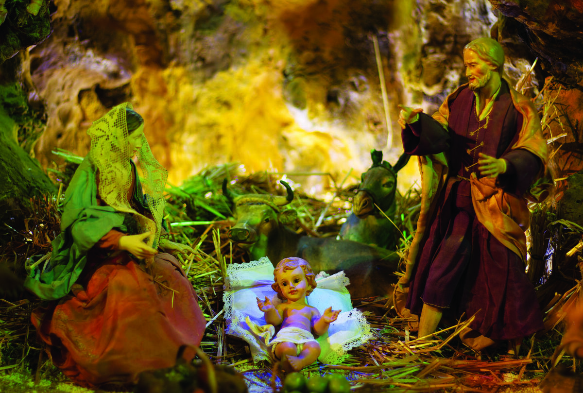 Avellino. Inaugurazione della mostra Dentro il presepe. - 