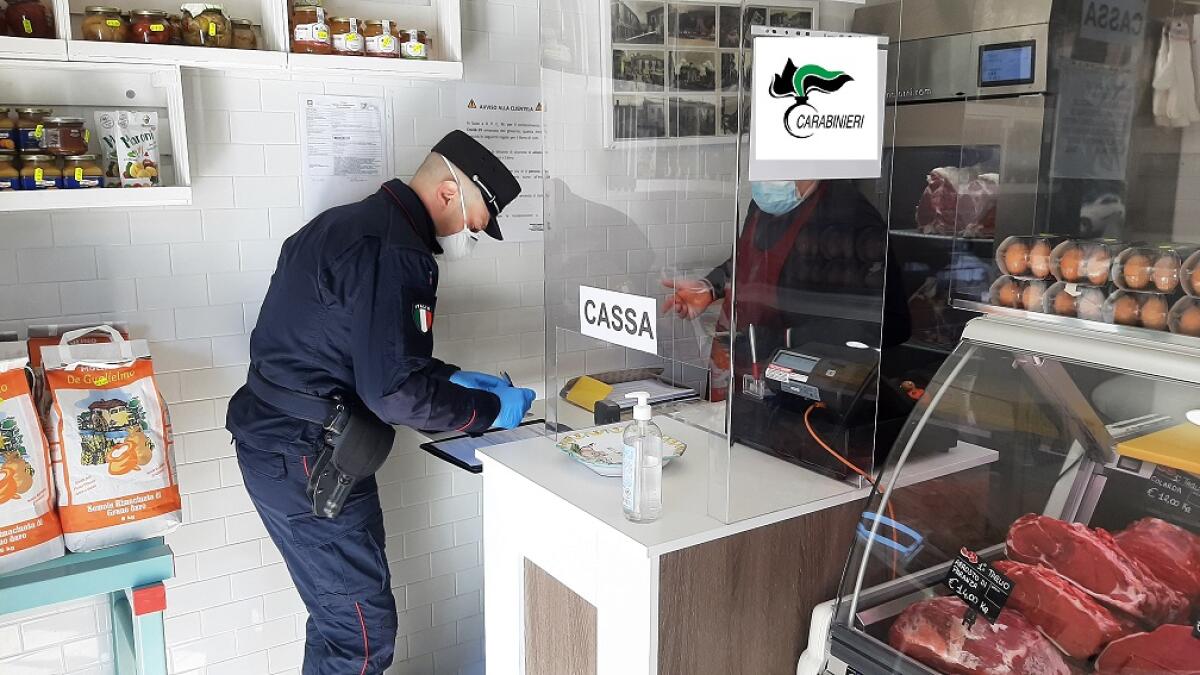 Sequestrati circa 6 quintali di prodotti alimntari - 