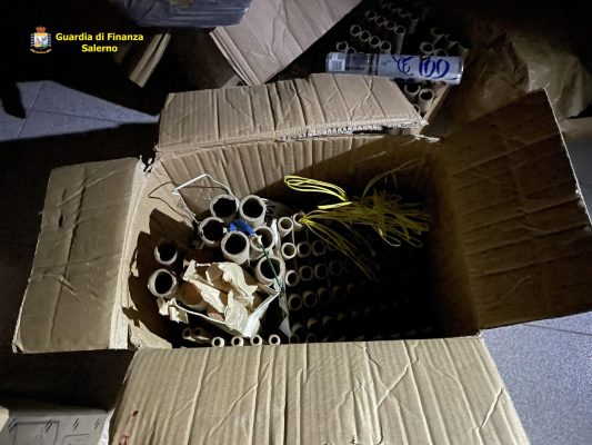 Sequestrate oltre 3 tonnellate e mezzo di botti pericolosi