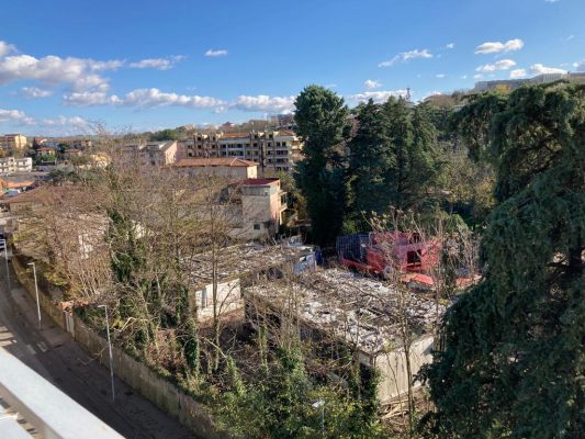 Smaltimento container in amianto della Ex Scuola Media “Sannio", interrogazione di Civico22