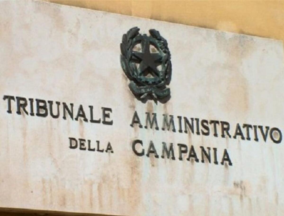 Scuole, ricorso contro lo stop deciso in Campania: il Tar chiede documenti - 