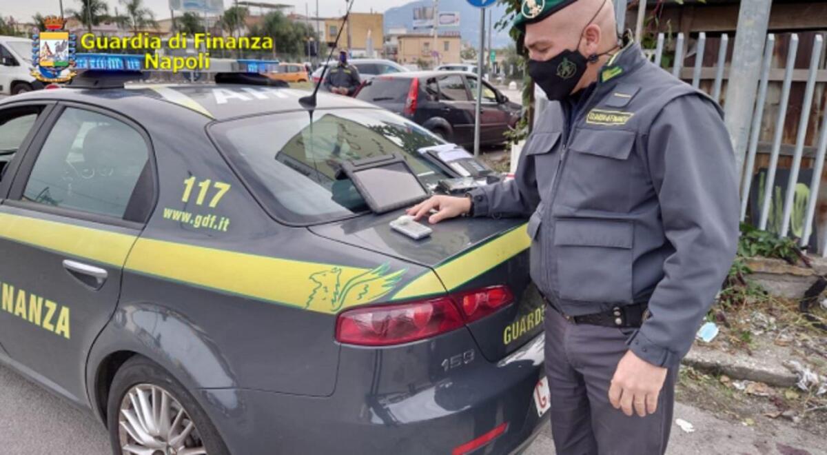 Illecita detenzione e cessione di sostanze stupefacenti, tre arresti - 