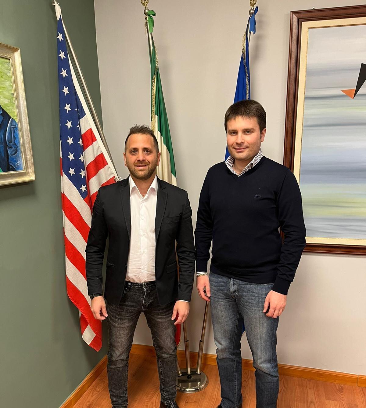 Amorosi. Ugo Campochiaro aderisce a Forza Italia - 