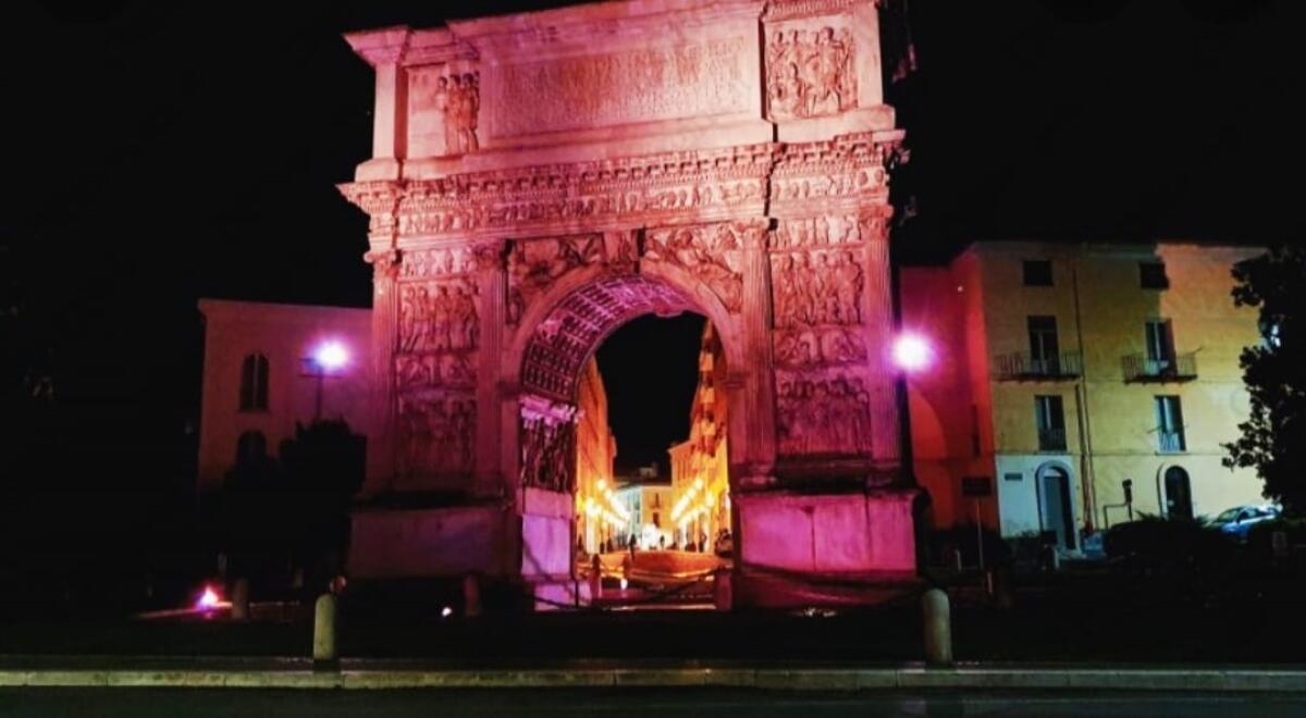 Il Covid frena Procida. Solidarietá delle città campane. - 