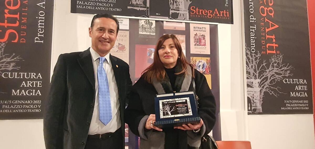 A Rosaria Pisaniello, è andato il Premio Stregarti 2022 - 