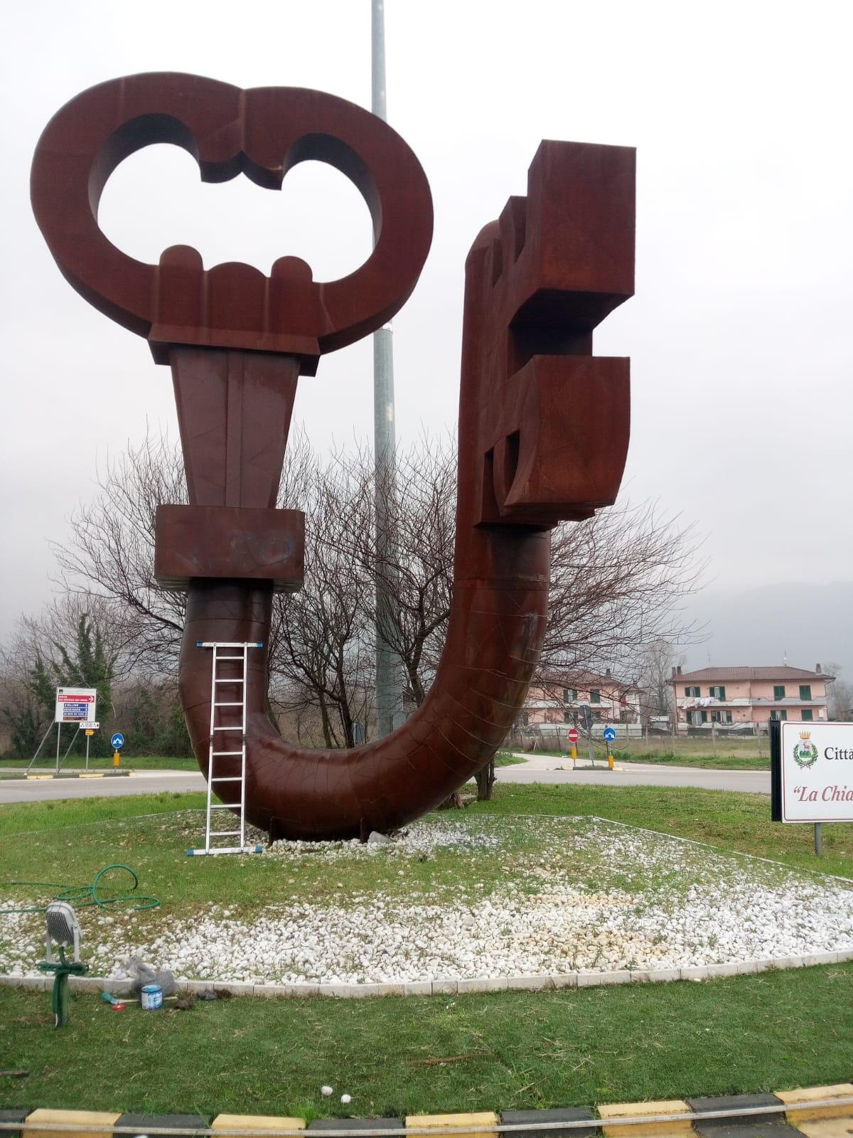 Ripulita dalle scritte la Chiave di Cervinara - 