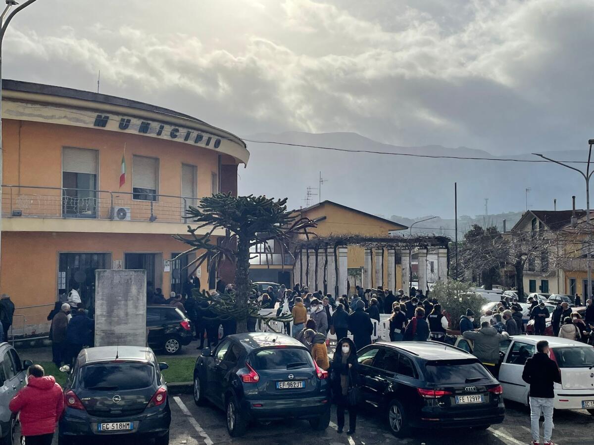 Covid: a Castelvenere la Befana porta i vaccini, anche per i no vax - 