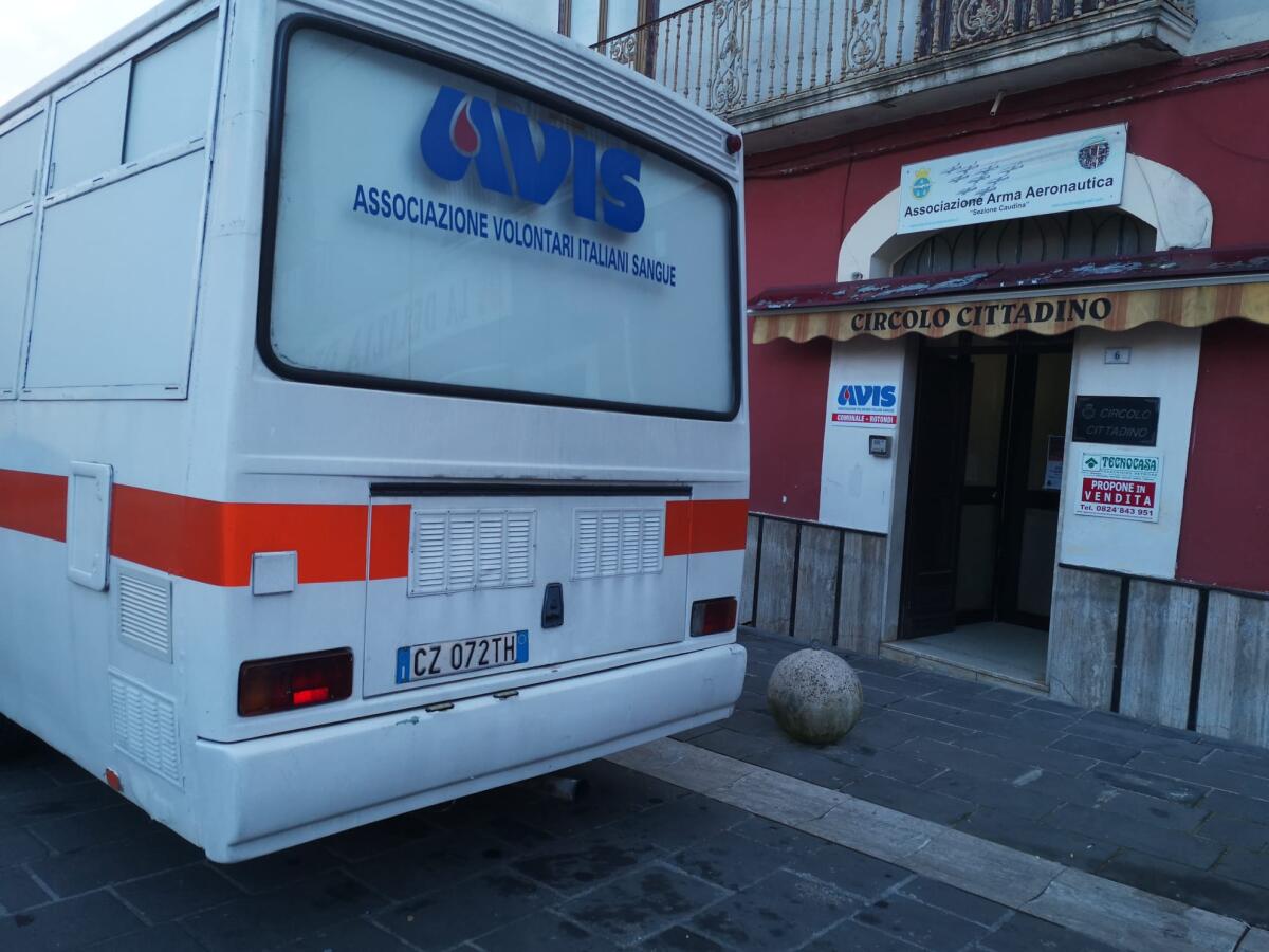 Rotondi. Grande e partecipata seduta di donazione di sangue in tempo di covid - 
