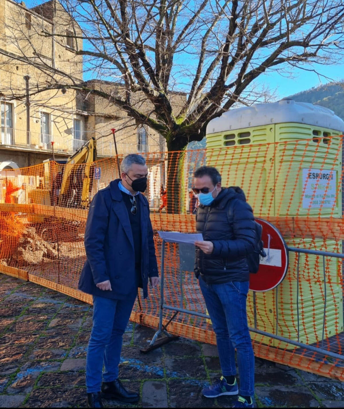 Sant'Agata dei Goti. Rifacimento pavimentazione area perimetrale Piazza Tiziano Della Ratta. - 