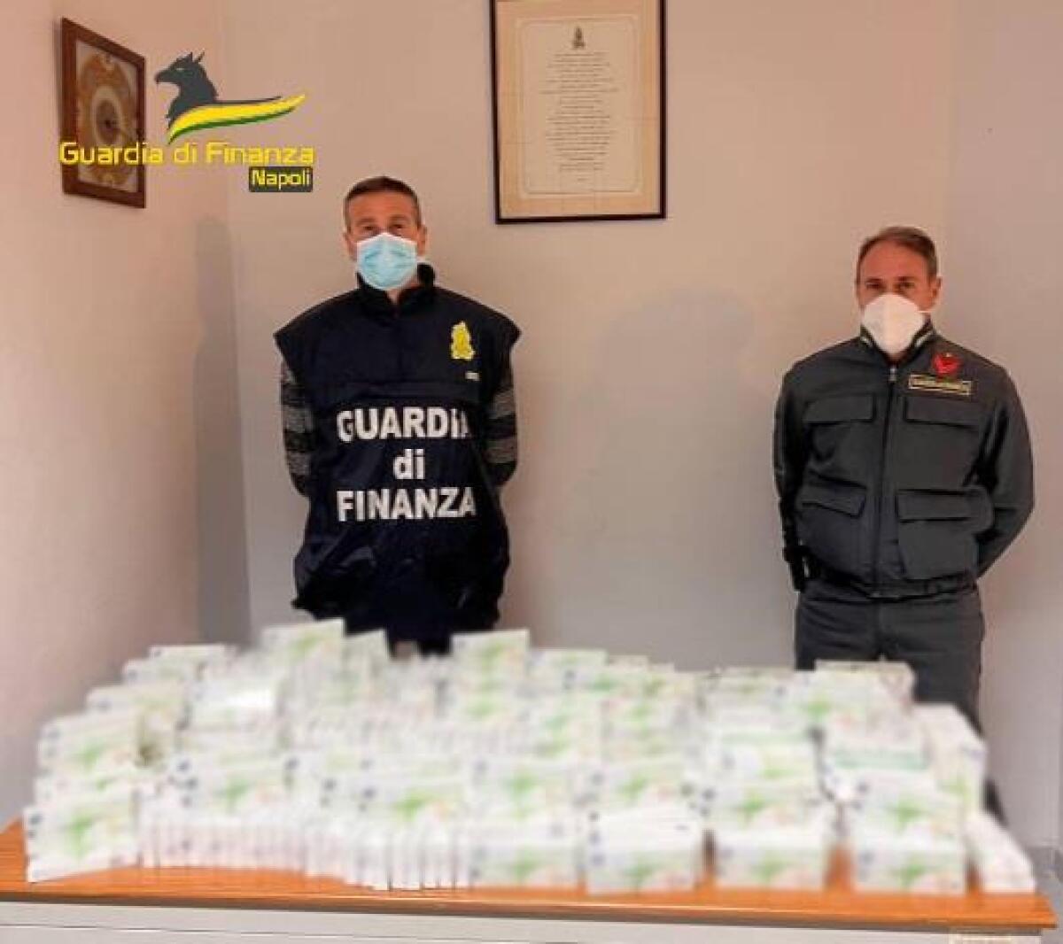 Sequestrati centinaia di tamponi rapidi e mascherine FFP2 non a norma - 