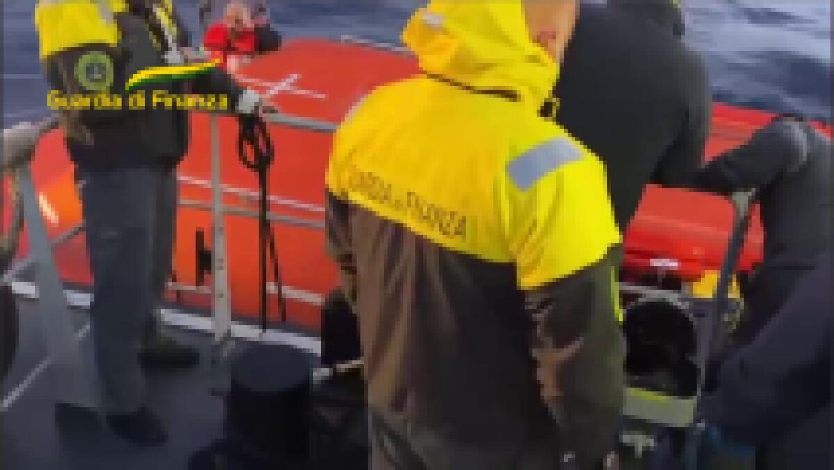 Incendio di un traghetto presso Corfu' tratte in salvo 243 persone - 