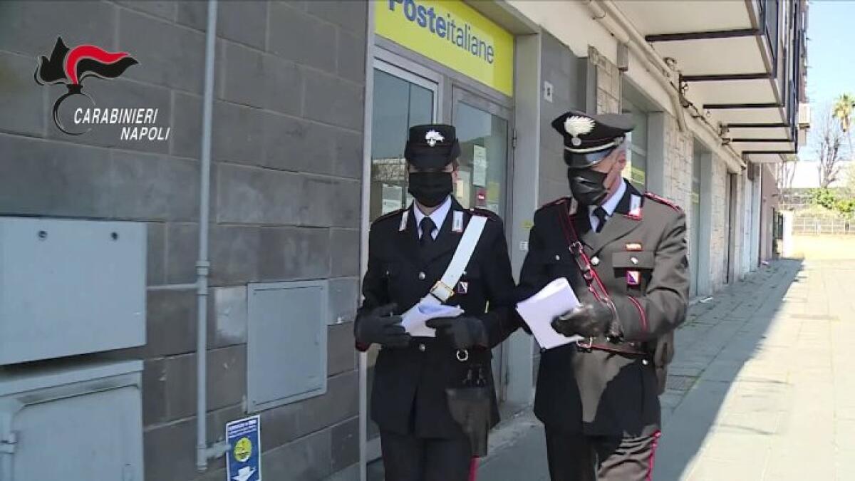 Erano diventati l'incubo di anziani e portatori di handicap: tre arresti - 