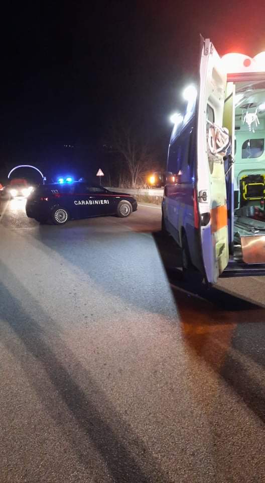 San Martino V.C. Due feriti in uno scontro frontale tra due auto