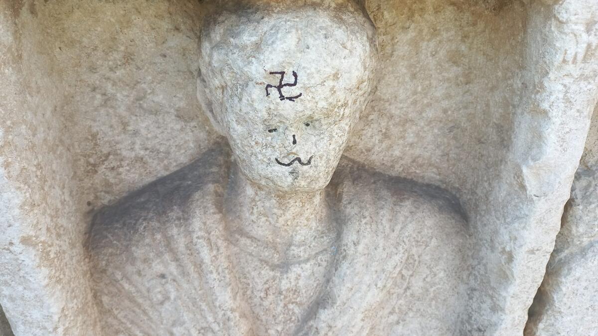 Nino Lombardi condanna l'atto vandalico alla Rocca dei Rettori - 