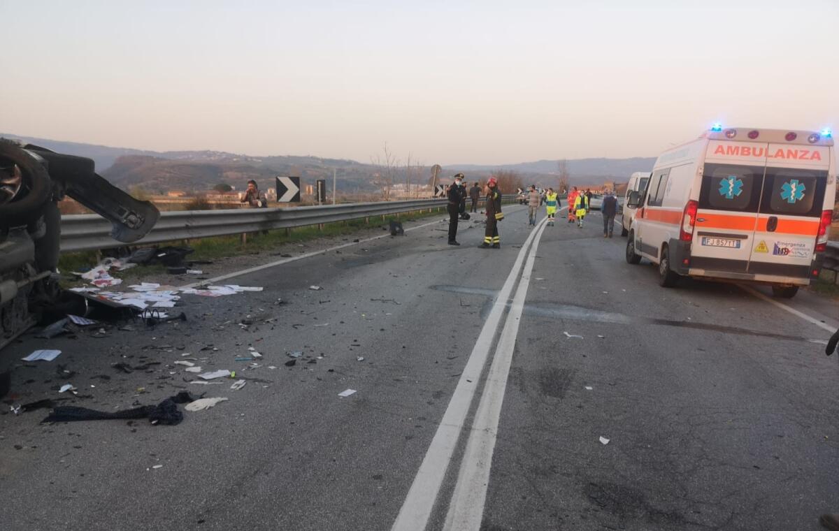 Mortale incidente stradale lungo la Telesina, vittima un 31 enne - 