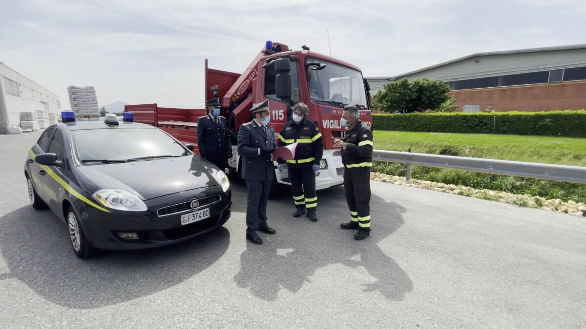 Controlli congiunti delle Fiamme Gialle e dei Vigili del fuoco nel settore degli impianti di Gpl - 