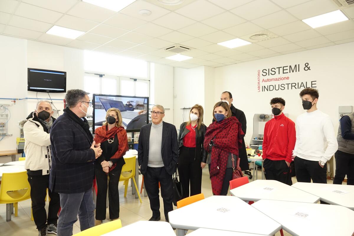 Il Presidente di Confindustria Benevento Oreste Vigorito in visita all’Istituto Tecnico Industriale “Bosco Lucarelli”. - 