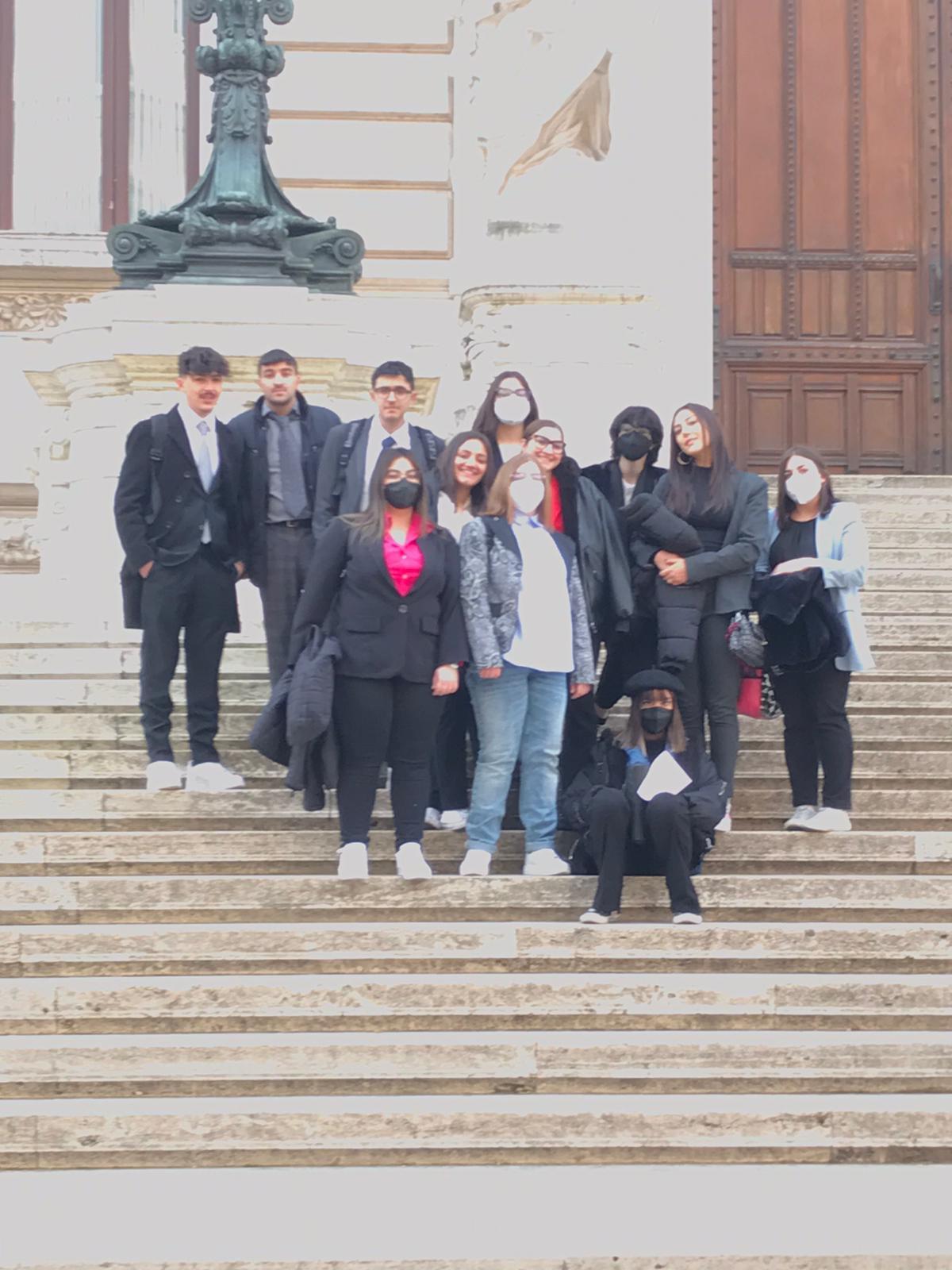 Migliore parlamentare e miglior giornalista, vincono i ragazzi dell’Ite Amabile di Avellino - 