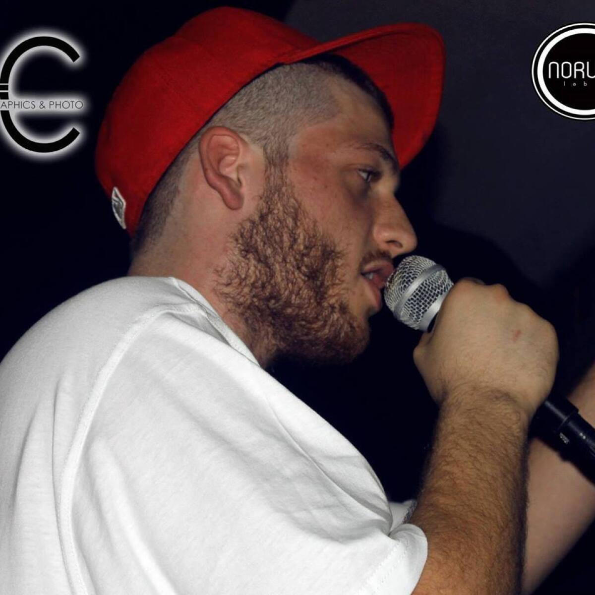 Clamorosa scarcerazione: Ronga Franco, il noto Rapper "Tripla F"  torna il libertà - 