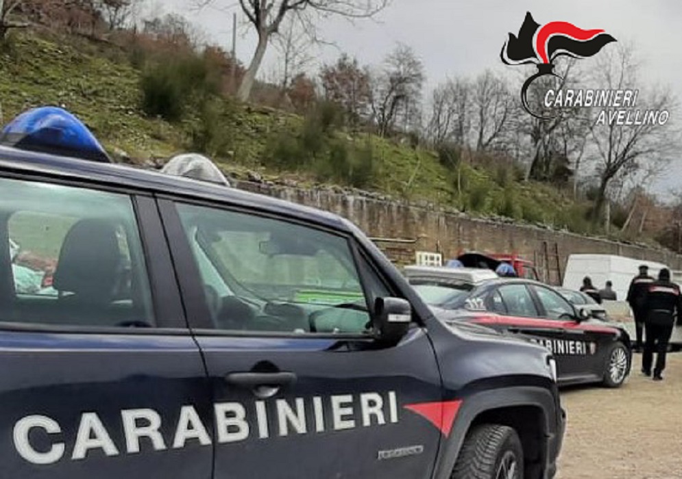 Concorso in ricettazione e riciclaggio, denunciati un 43 enne e una 46 enne
