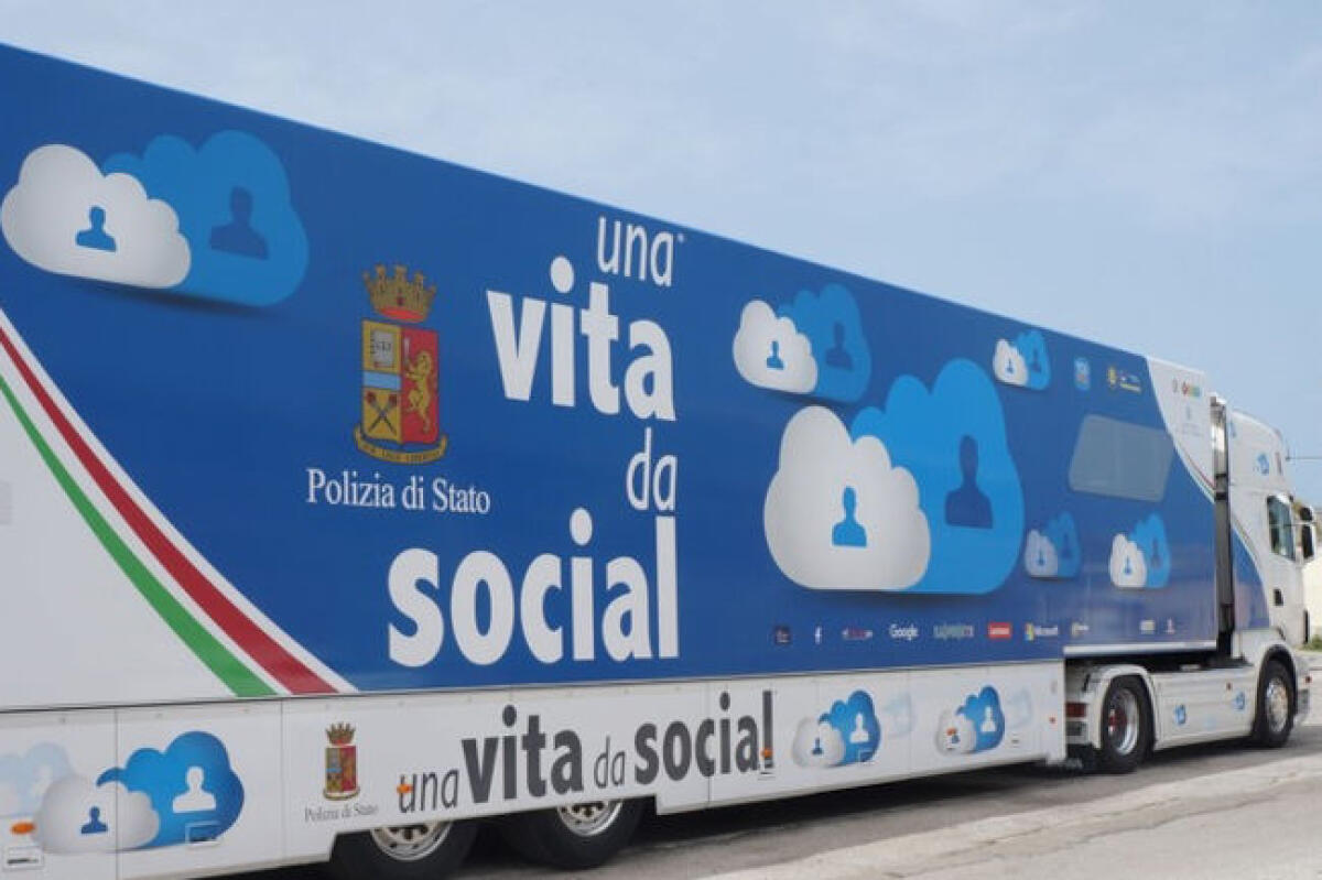 21 aprile il truck multimediale, ritorna in Campania e farà tappa a Benevento - 