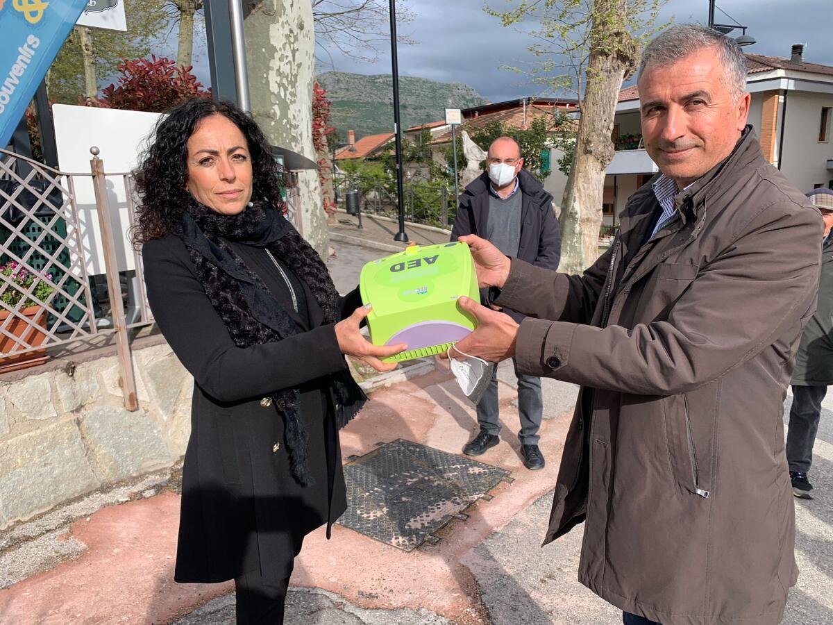 Anche Vitulano diventa cardio-protetto con un DAE pubblico - 