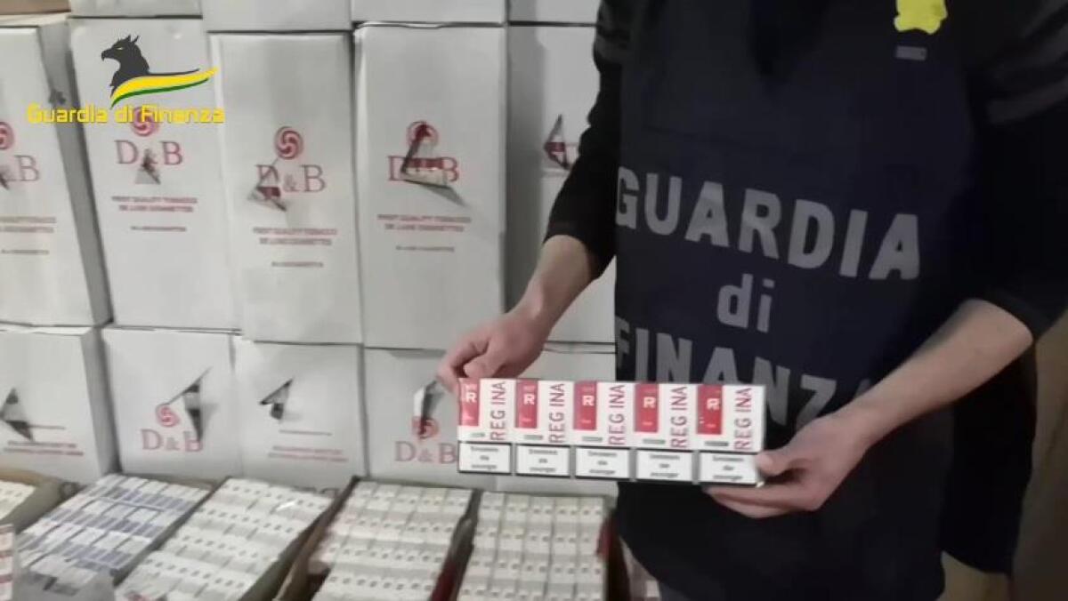 Sequestrata una tonnellata di bionde, arrestati 4 contrabbandieri - 