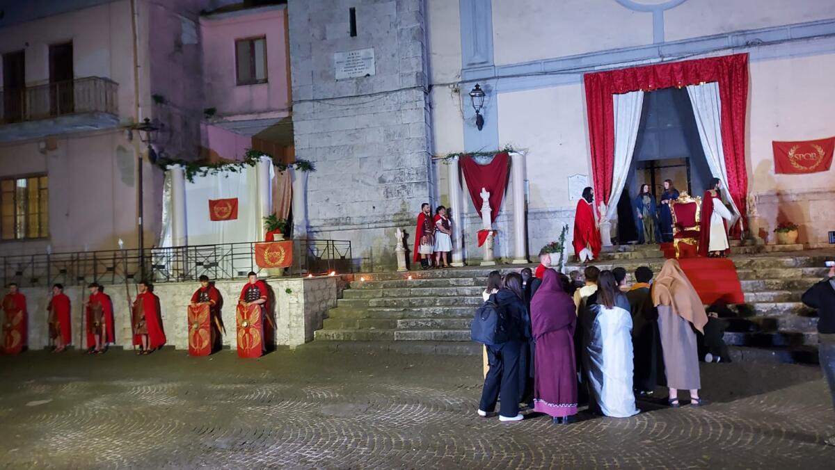 Cervinara. Incredibile affermazione per la XXX° Edizione della Via Crucis Vivente - 