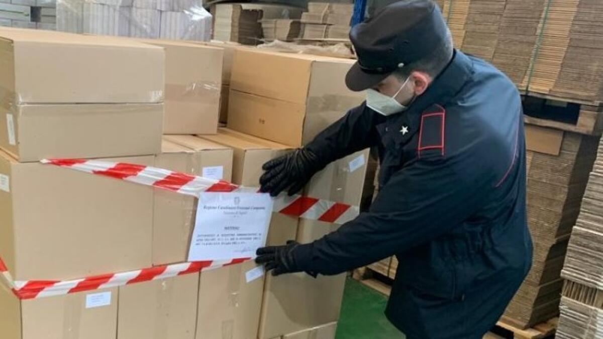 Sequestrati 320 chili di sacchetti destinati alle attività commerciali - 