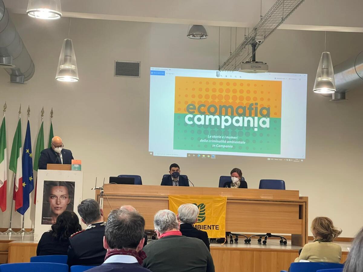 Il virus “ecomafia” continua a contaminare la Campania - 