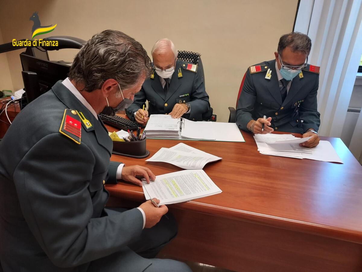 Fallimento società consortile raccolta rifiuti, tre ordinanze a carico di amministratori - 