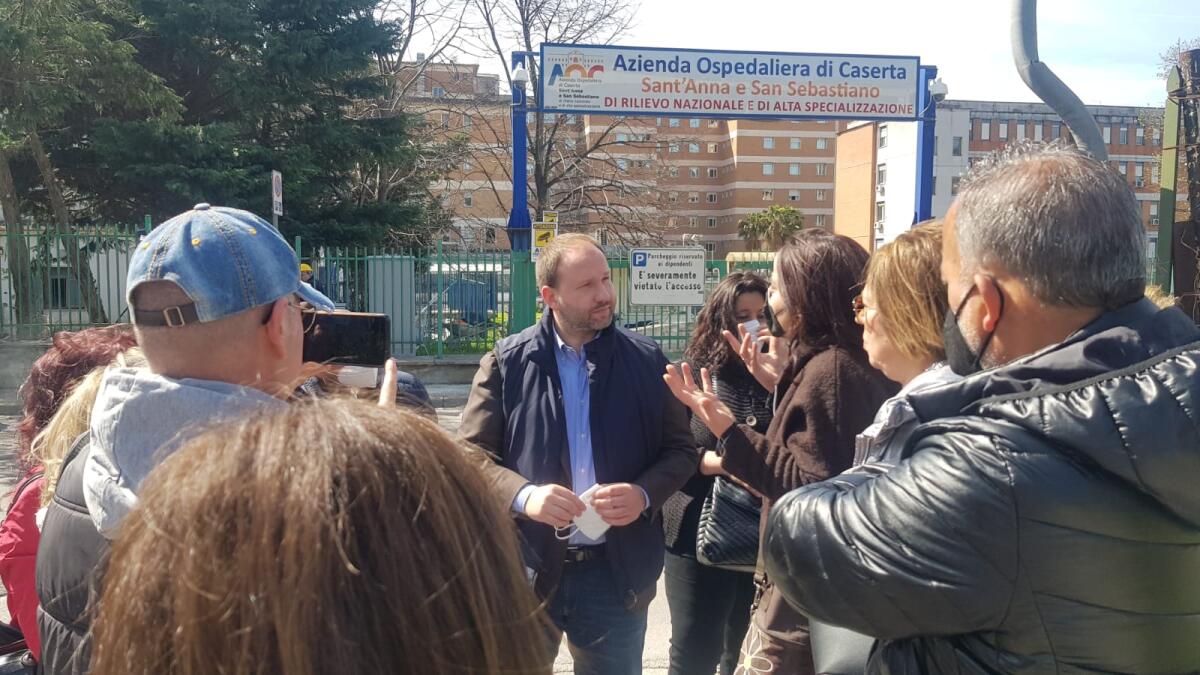 Flash Mob Precari Sanità: Zinzi: "Eroi da tutelare" - 