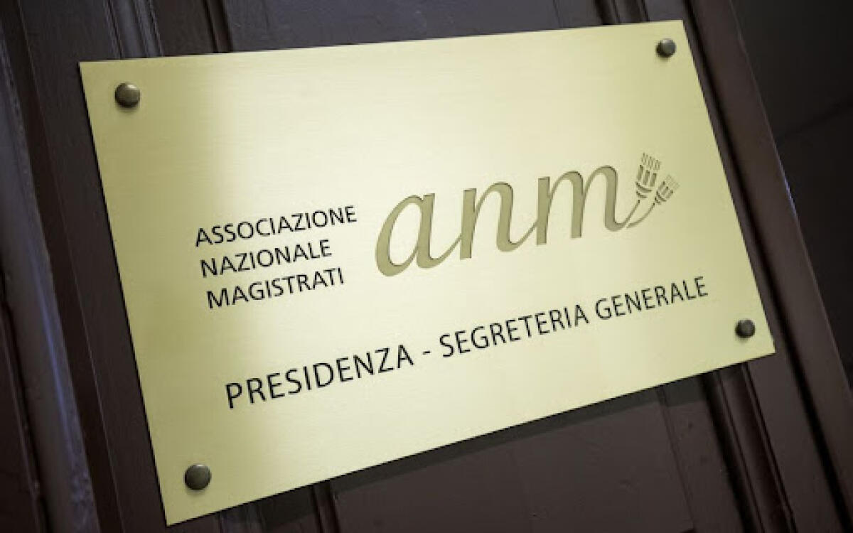 ANM piena solidarietà ai giudici del Tribunale di Benevento. - 