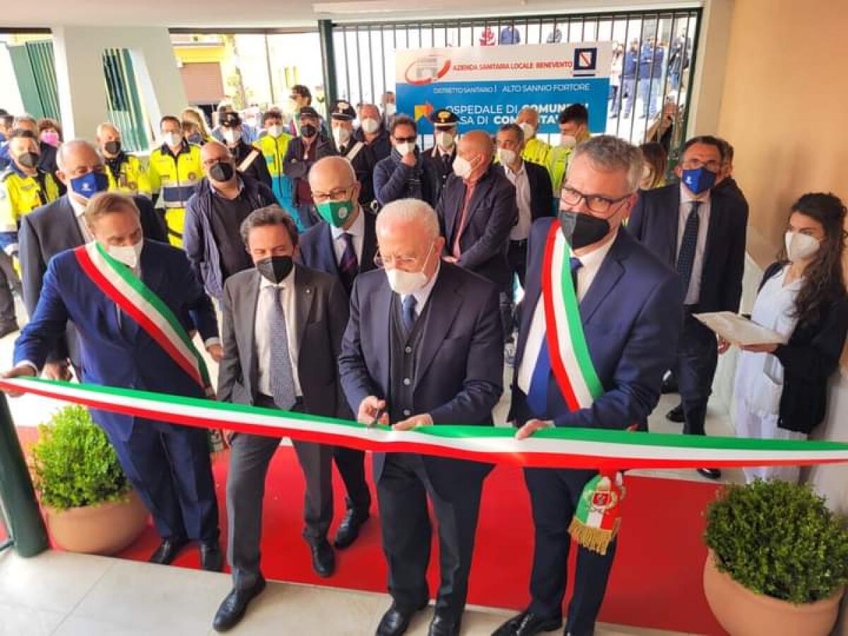 De Luca:inaugurato primo ospedale e casa comunità - 