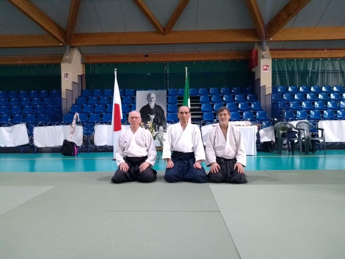 Il Maestro Giuseppe Papa, insegnante di Aikido, a Napoli tra la gente di Scampia - 