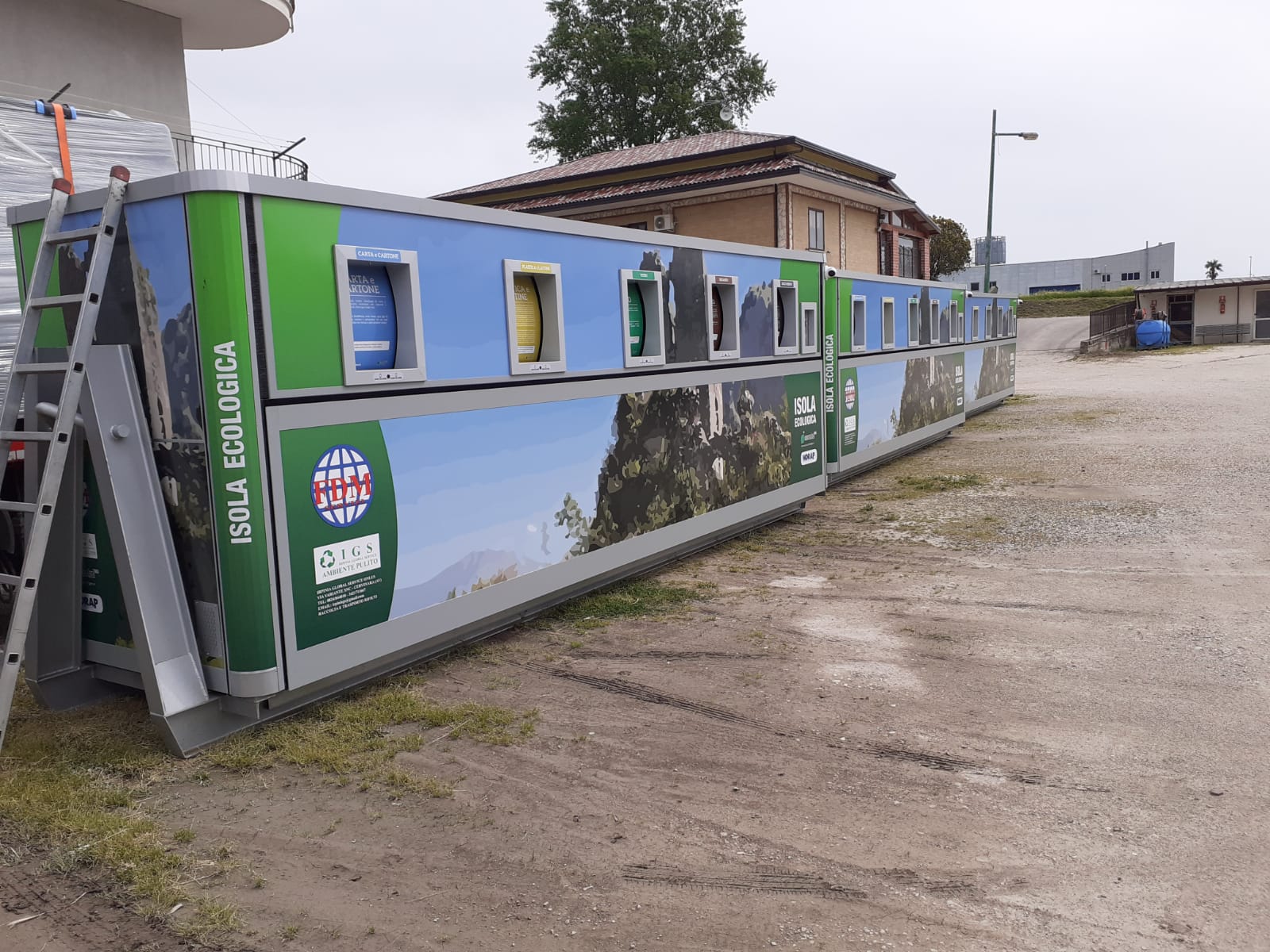 La Irpinia Global Service noleggia le isole ecologiche itineranti