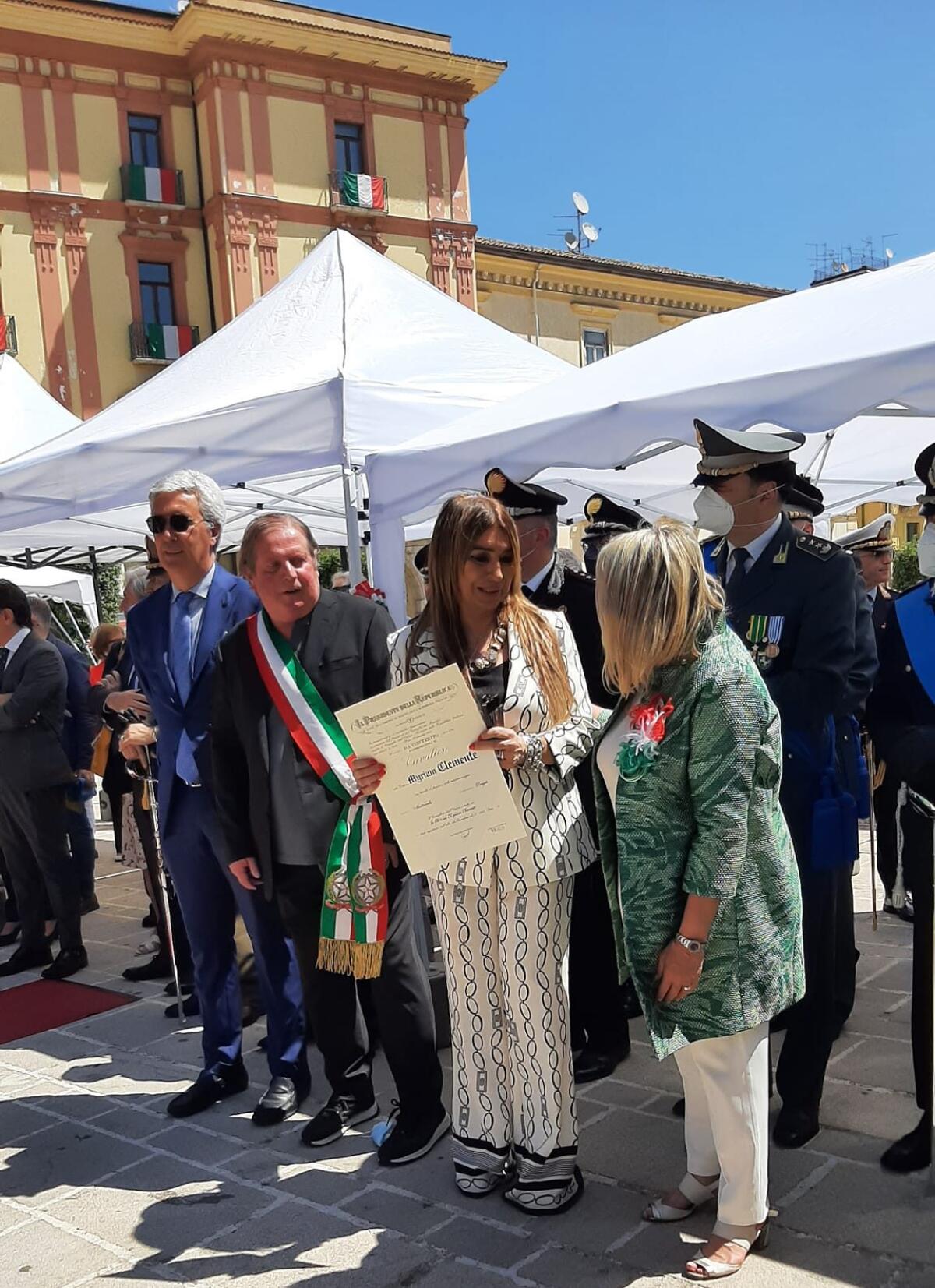 Cervinara. Il sindaco Lengua: congratulazioni alla dottoressa Clemente per la prestigiosa benemerenza - 