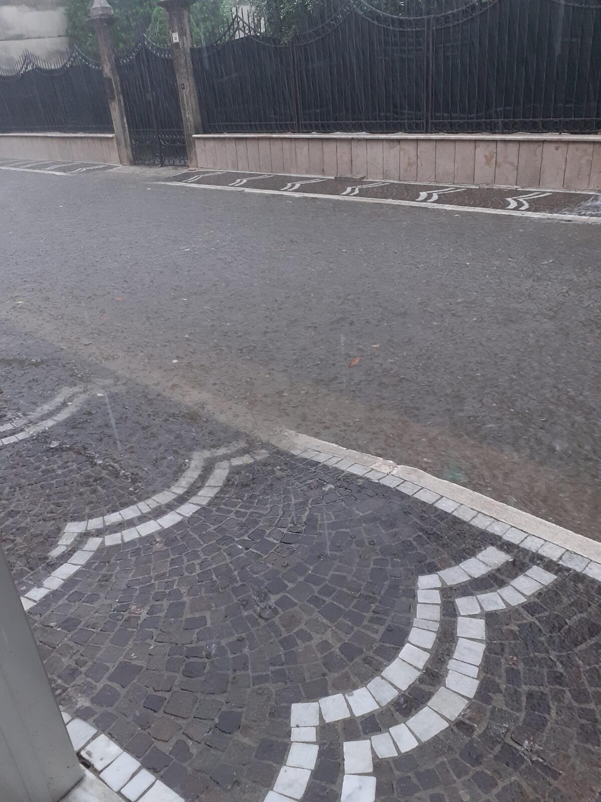 Cervinara. Le strade diventano fiumi - 