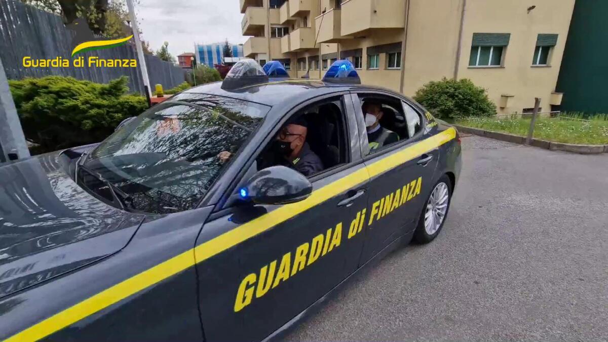 Maxi Frode Fiscale nel settore della fornitura di manodopera per la grande distribuzione - 