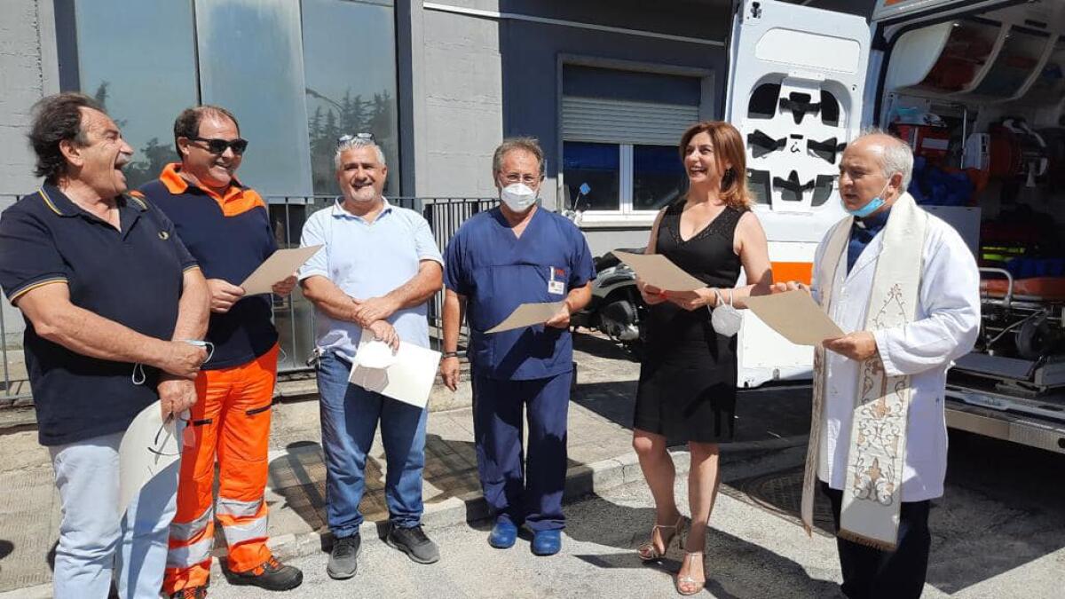 Consegnata al P.O. Frangipane nuova Unità Mobile di Rianimazione - 