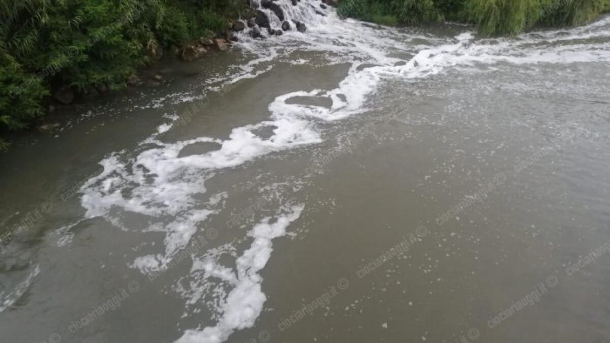 Sversamenti illeciti e abusivi nelle acque del fiume Sabato, nuovo dossier in Procura - 