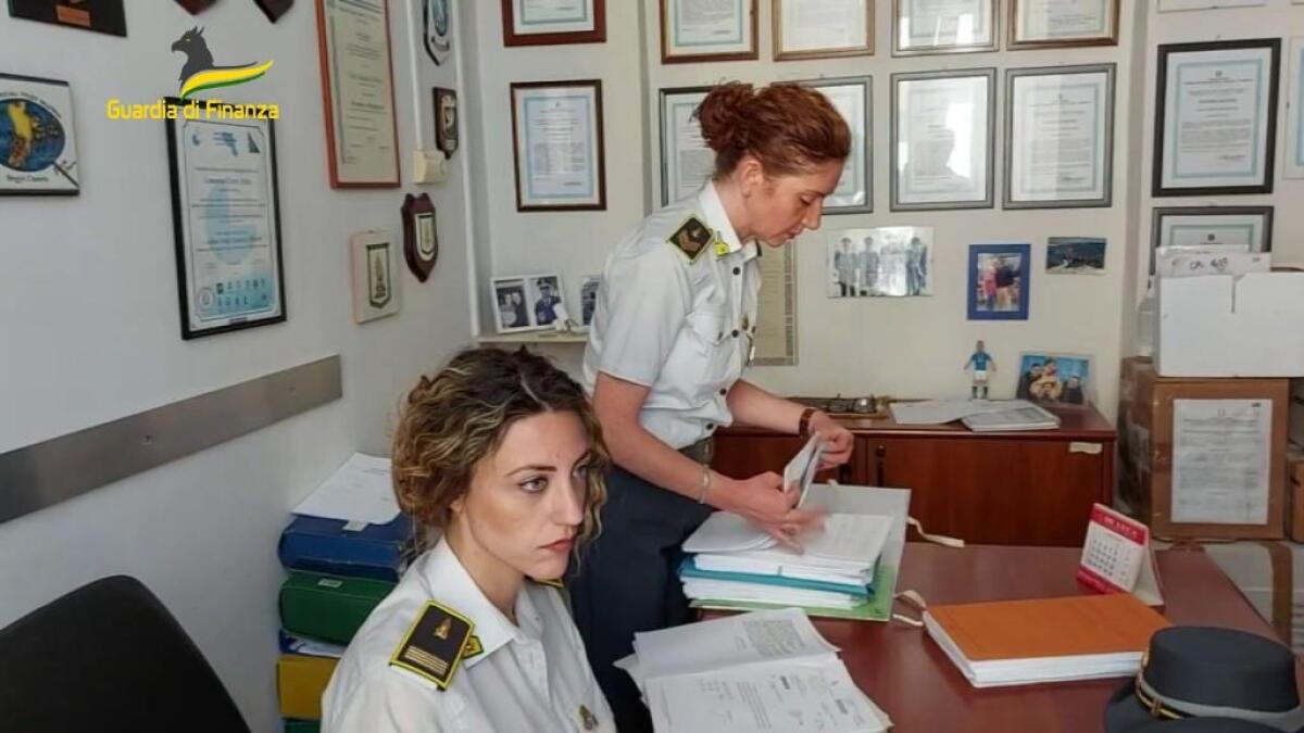 Truffa aggravata, nei guai Società Cooperativa Giornalistica, sequestro di beni per oltre 4 mln - 