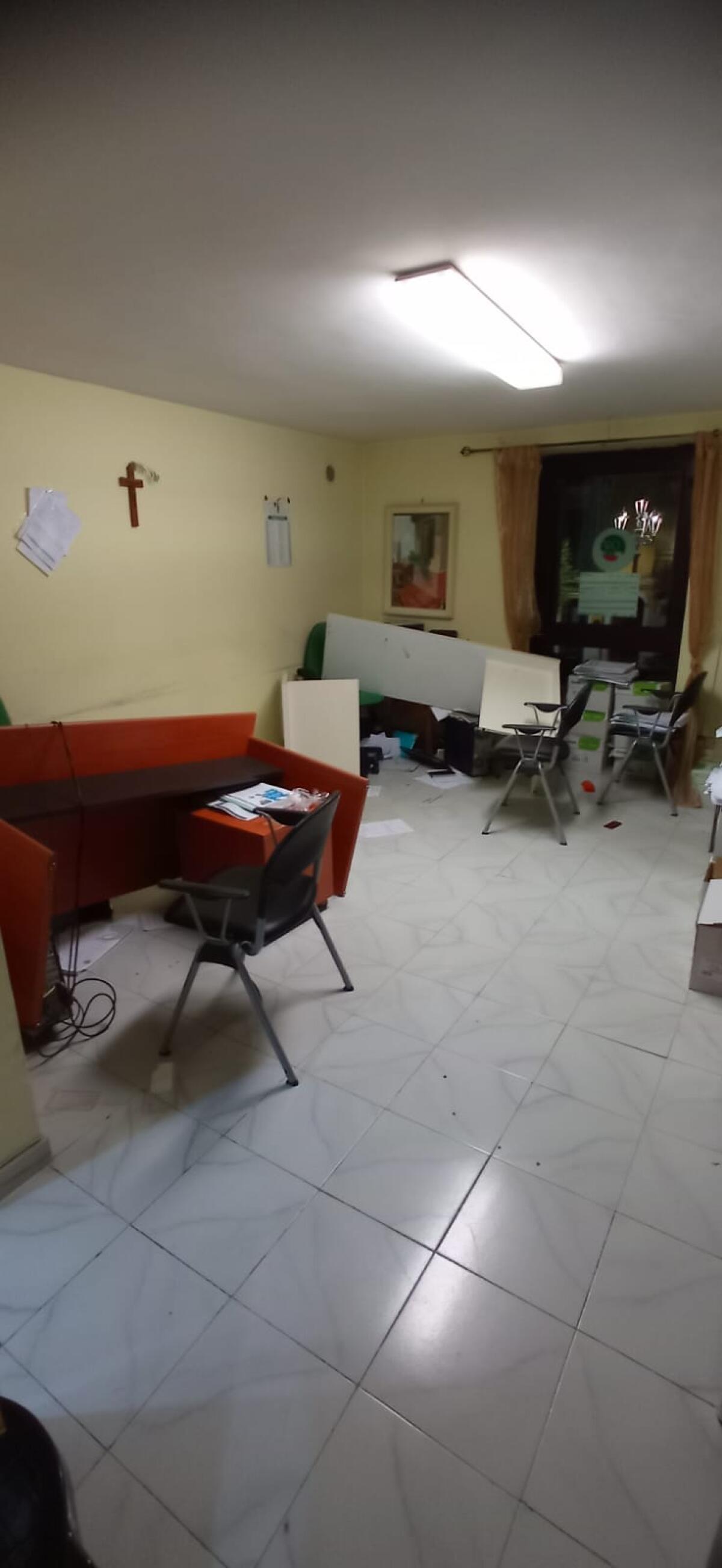 Danneggiamento sede Cisl: il nostro impegno sul territorio continuerà. - 