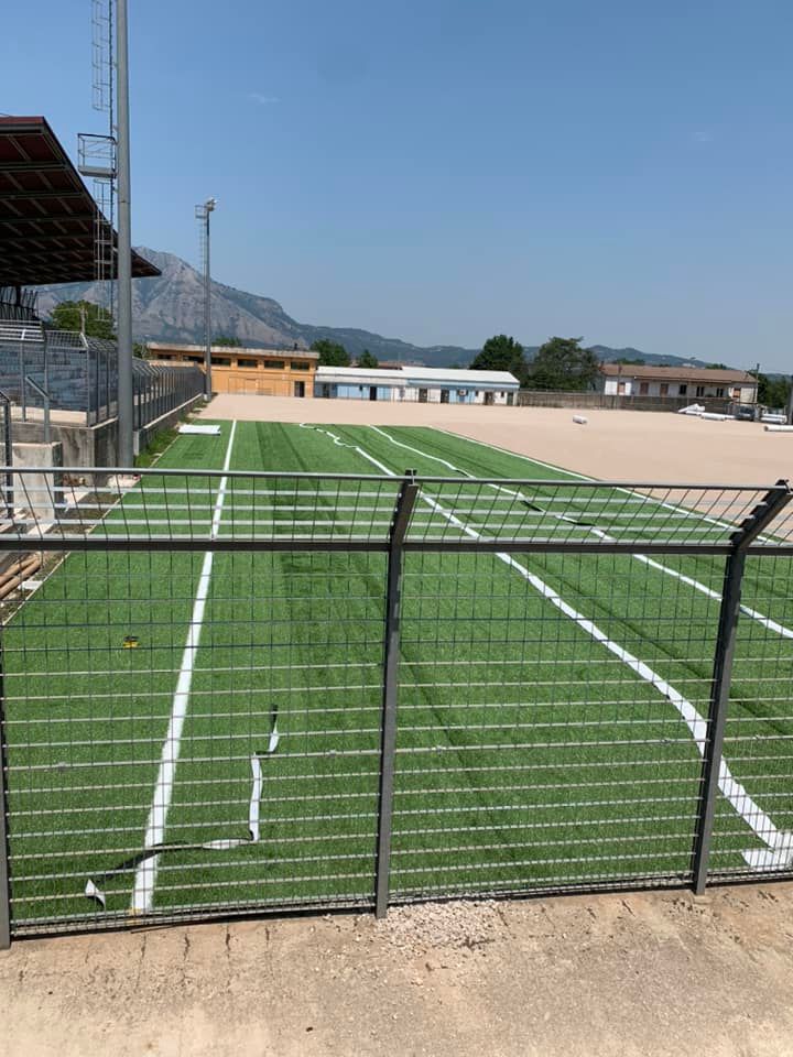 Cervinara. A breve inizieranno anche i lavori di sistemazione degli spogliatoi del campo sportivo