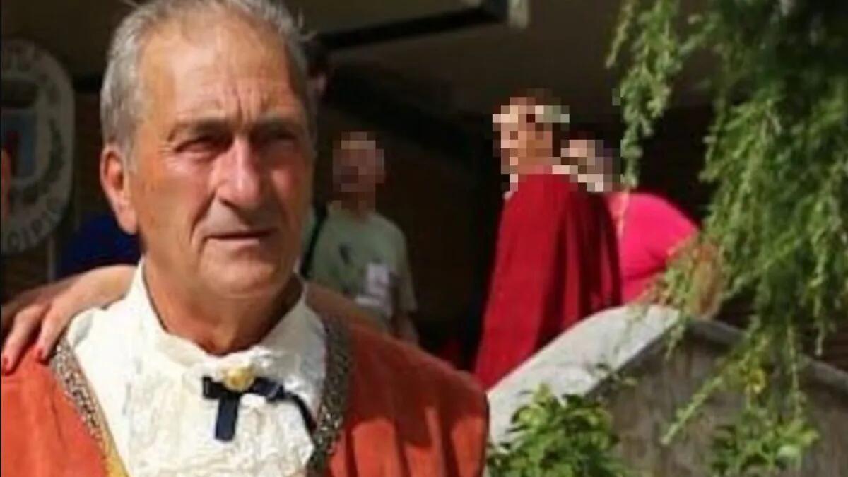 Lotta  tra la vita e la morte Teodoro Sibilia vice sindaco di San Mango sul Calore. - 