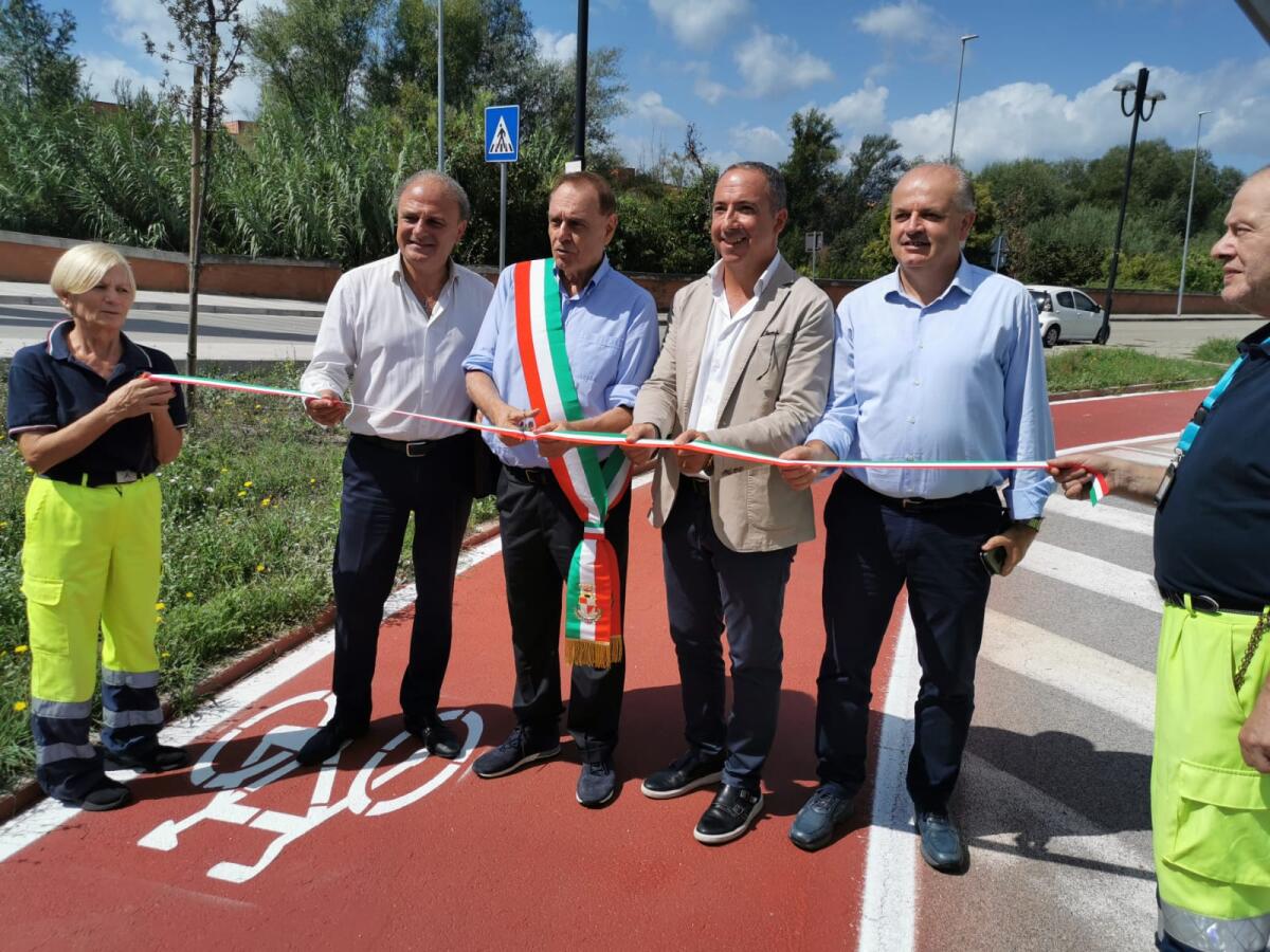 Inaugurate questa mattina la pista ciclo-pedonale Lungosabato Bacchelli e la pista ciclabile via dei Mulini – stazione Porta Rufina - 