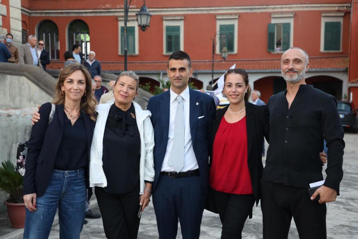 M5S: “Noi opposti alla destra e a De Luca” - 