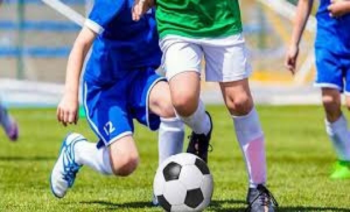 Ti taglio la testa se mio figlio non gioca. - 