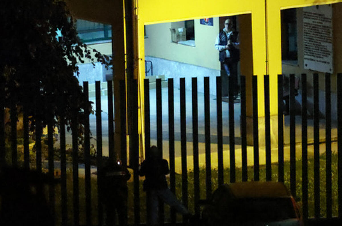 Uccide il comandante e si barrica in caserma, preso brigadiere dei carabinieri - 