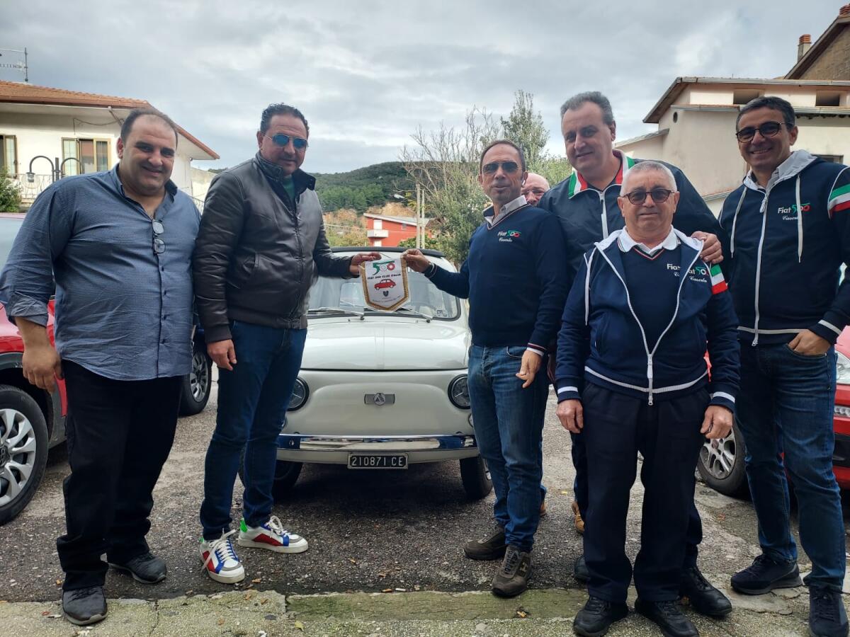 Telese Terme nel 2023 potrebbe ospitare il raduno nazionale delle Fiat 500 - 